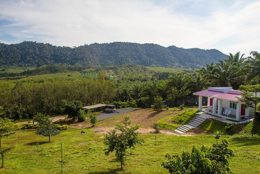 Keereelay Hotel Koh Lanta Exterior photo