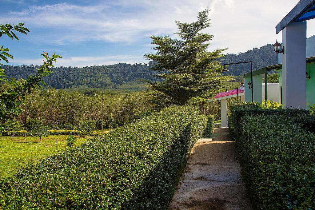Keereelay Hotel Koh Lanta Exterior photo