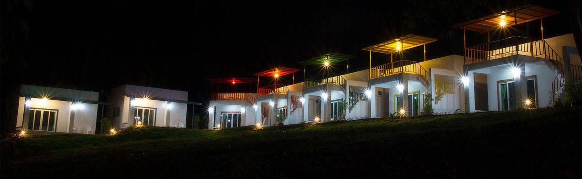 Keereelay Hotel Koh Lanta Exterior photo