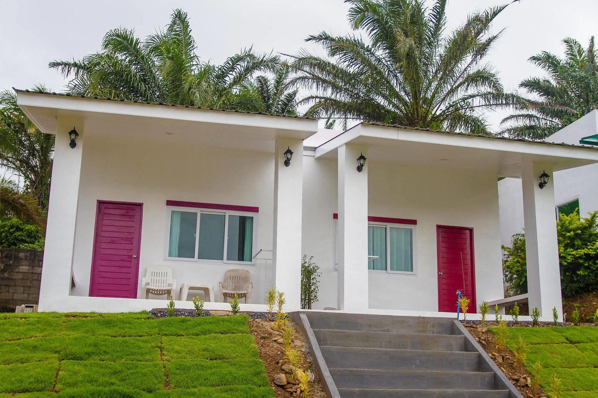 Keereelay Hotel Koh Lanta Exterior photo