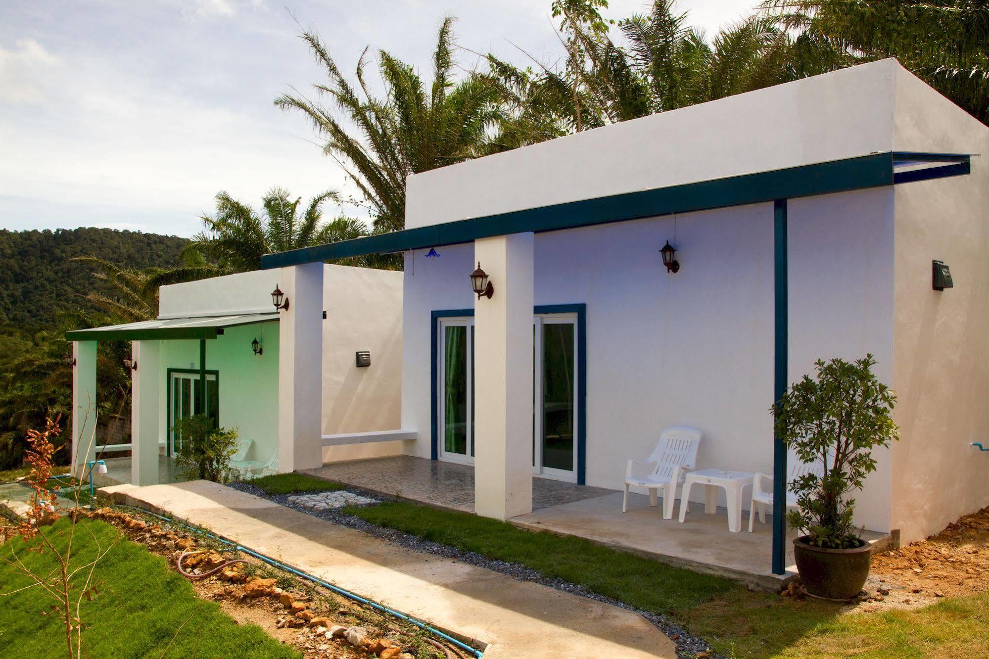 Keereelay Hotel Koh Lanta Exterior photo