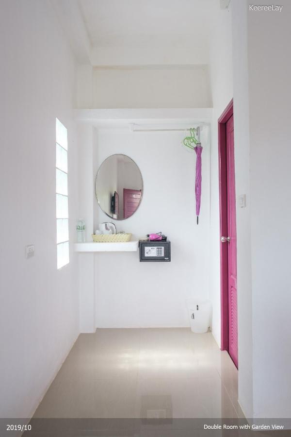 Keereelay Hotel Koh Lanta Exterior photo